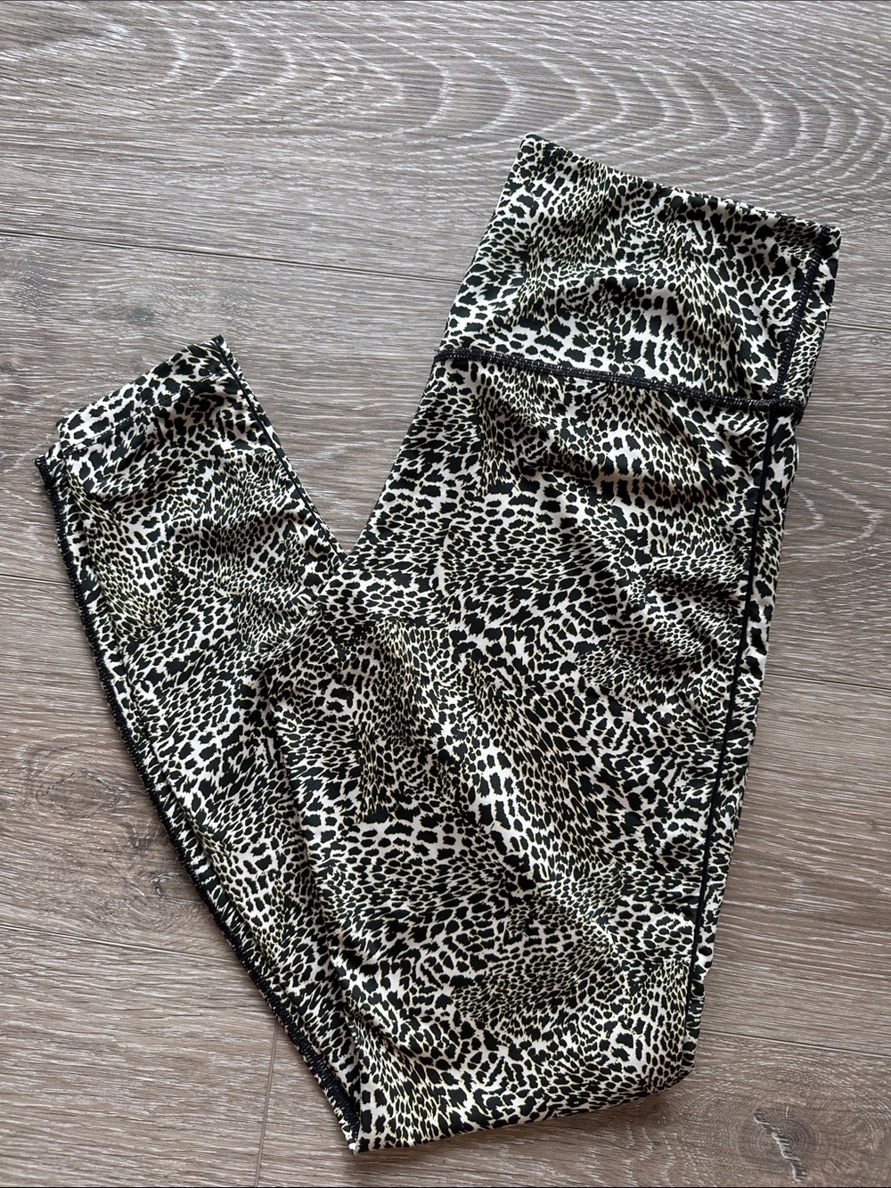 Nike Dri Fit Cheetah Print Leggings Size M